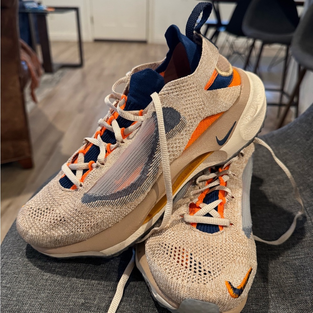 Nike Women's Knit Beige and Orange Sneakers